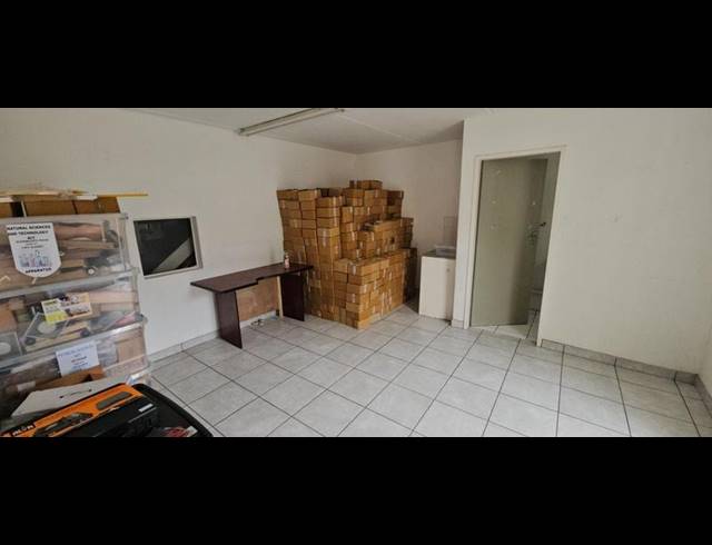 INDUSTRIAL PROPERTY TO RENT IN HALFWAY HOUSE